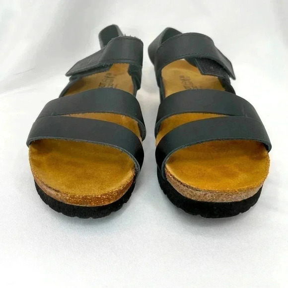 NAOT Women’s Kayla Sandal 36/5.5 Black Leather Hook Loop Closure Strappy - Picture 3 of 10